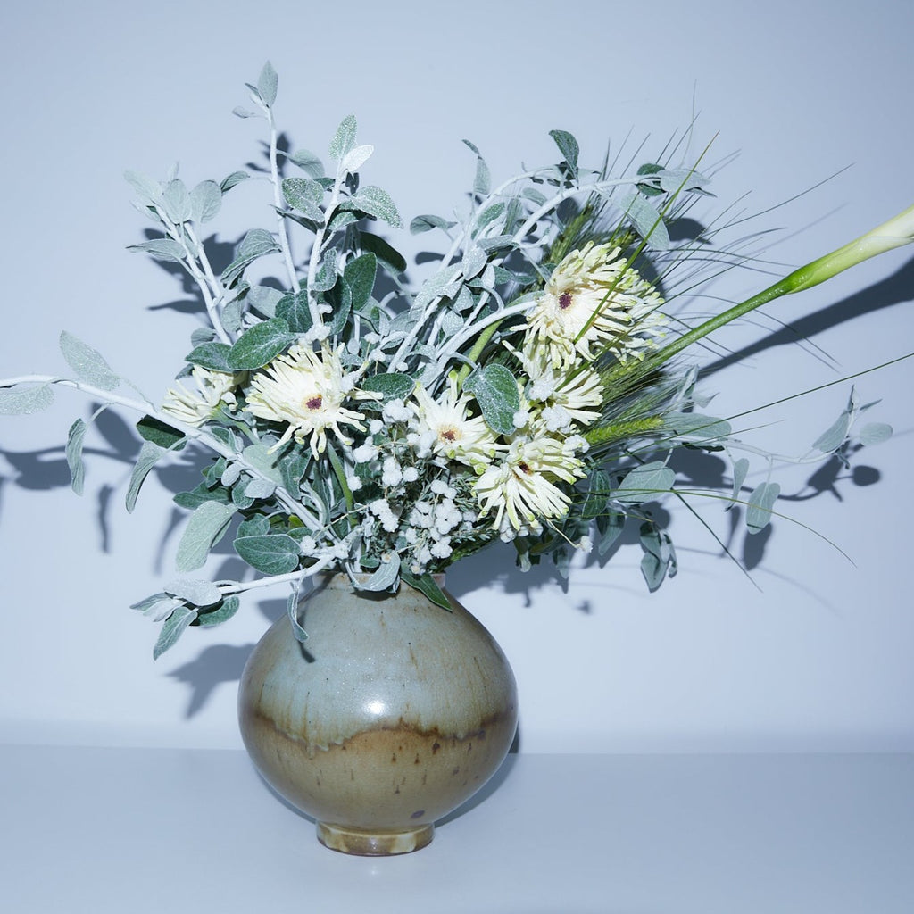 midi moon vase | Pan Pottery ceramics | Braer Studio