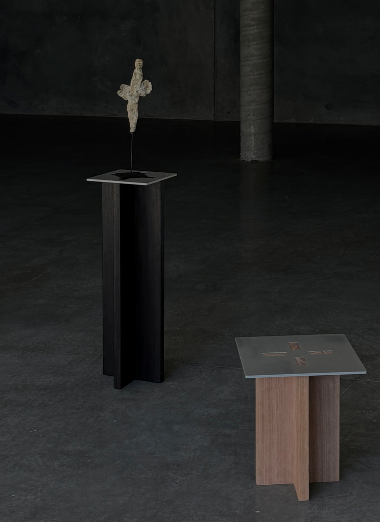 Lattice Plinth Japan Black