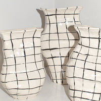 sen sen vase black and white grid pattern | Braer Studio
