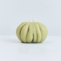 Green Heirloom Tomato Candle | Braer Studio art and flowers