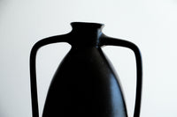 Amphora Black