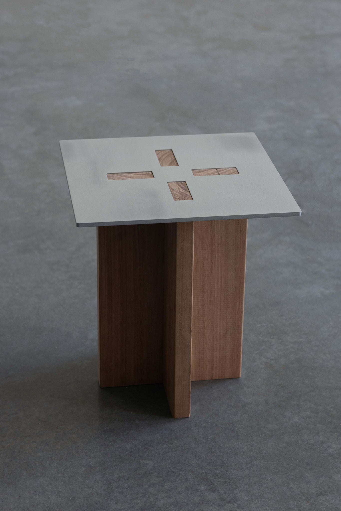 Lattice Side Table Natural