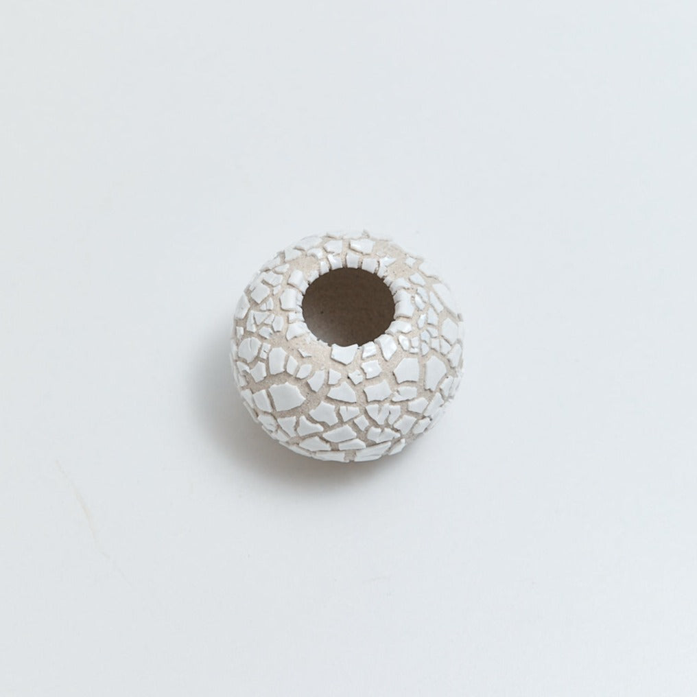 Tiny crackle round white vase | Braer Studio