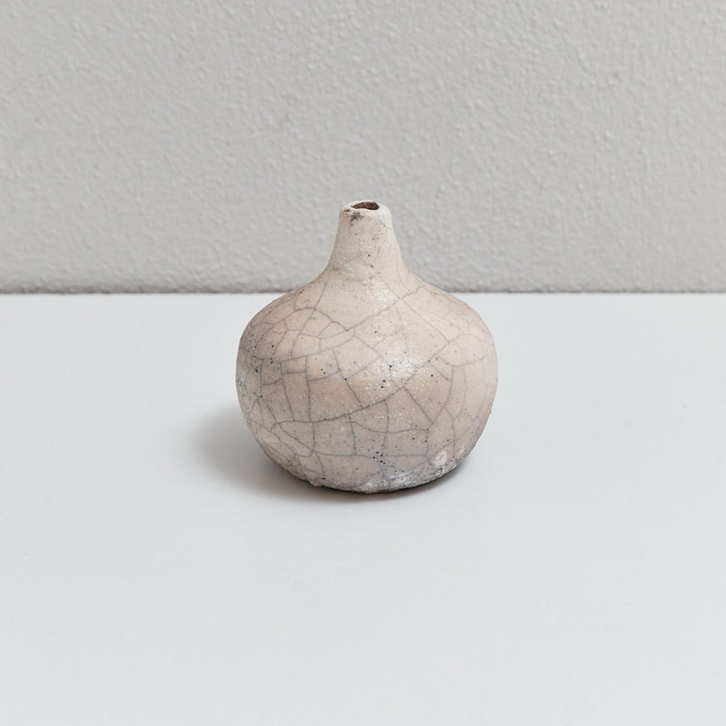 Small round raku vase | Braer Studio
