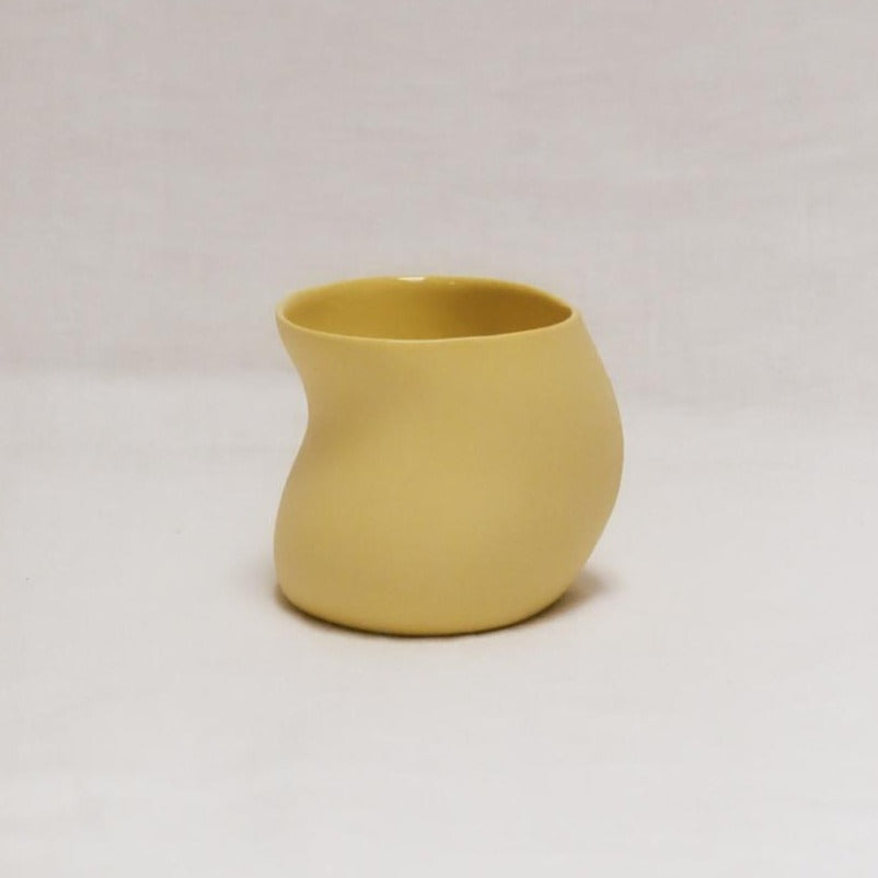 Cup With Curves | Braer Studio